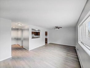 700 McKinley Ave in Mundelein, IL - Building Photo - Building Photo