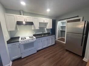 4435 Wisconsin Ave in Berwyn, IL - Building Photo - Building Photo