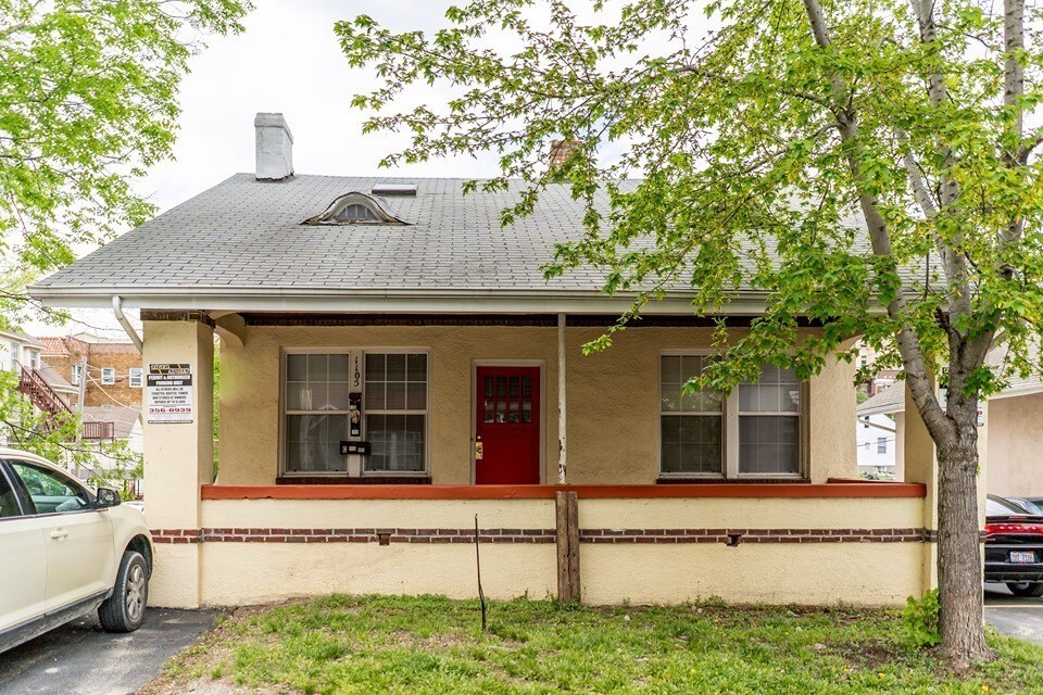 1105 Hamilton Way in Columbia, MO - Building Photo