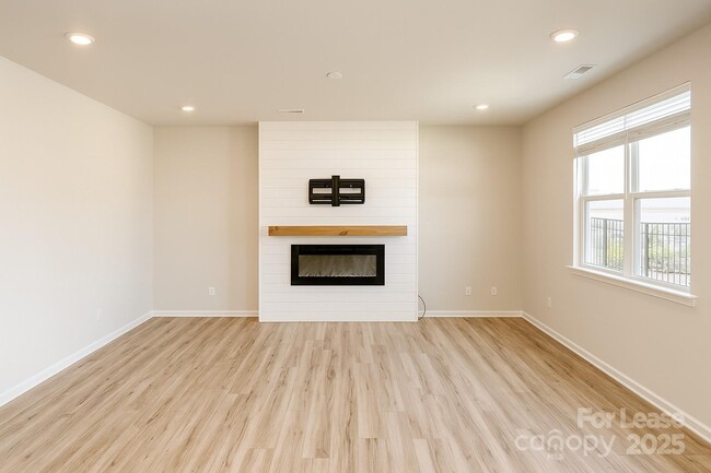 6010 Walkers Run Dr in Unionville, NC - Building Photo - Building Photo