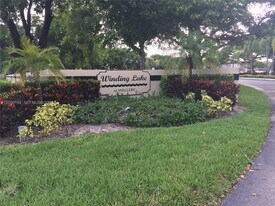10016 Winding Lake Rd in Sunrise, FL - Building Photo