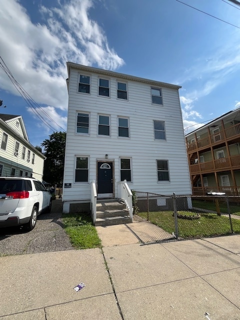 property at 11 5th St