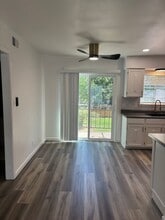 4406 E 68th St in Tulsa, OK - Building Photo - Building Photo