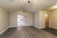 5015 Monteith Dr in Spring, TX - Building Photo - Building Photo