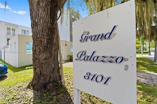 3101 SW 27th Ave in Coral Gables, FL - Building Photo