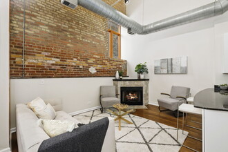 2101 W Rice St in Chicago, IL - Building Photo - Building Photo