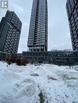 1 Quarrington Lane in North York, ON - Building Photo