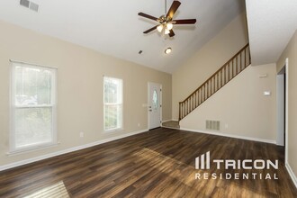 3223 Harris Mill Ln in Charlotte, NC - Building Photo - Building Photo