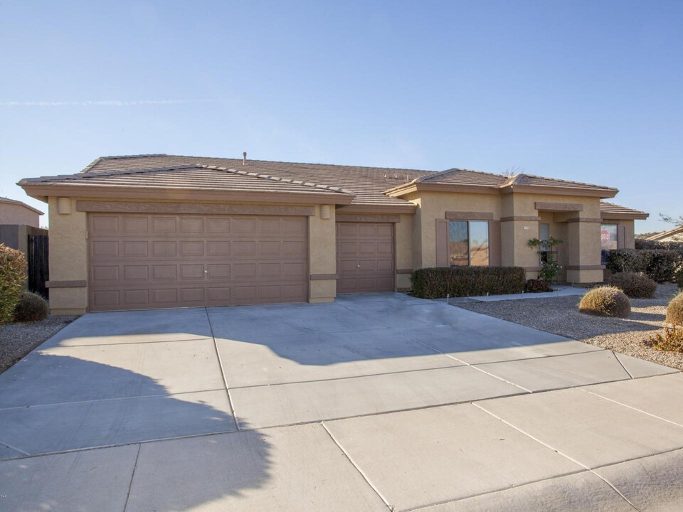 17709 W Copper Ridge Dr in Goodyear, AZ - Foto de edificio