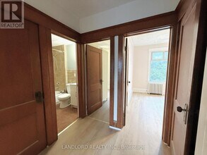 30 Glendonwynne Rd in Toronto, ON - Building Photo - Building Photo