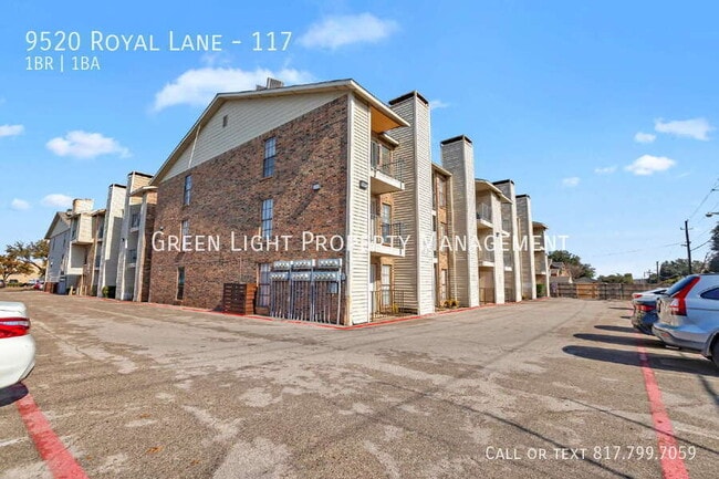 property at 9520 Royal Ln