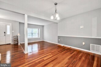 18419 Hallmark Ct in Gaithersburg, MD - Building Photo - Building Photo