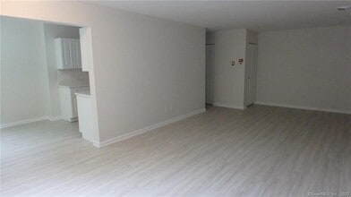 20 Southport Woods Drive in Fairfield, CT - Building Photo - Building Photo