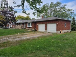 1489 Hwy 8 in Hamilton, ON - Building Photo - Building Photo
