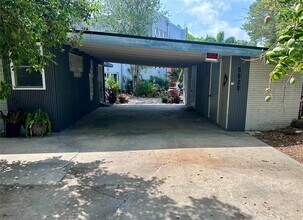 5023 Inverness Dr in Sarasota, FL - Building Photo - Building Photo