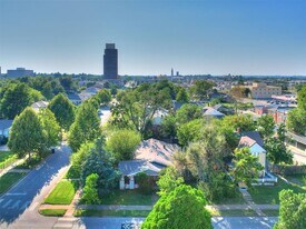 2301 N Shartel Ave in Oklahoma City, OK - Building Photo
