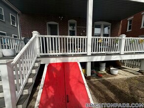 29 Waverly St, Unit 1 in Boston, MA - Foto de edificio - Building Photo