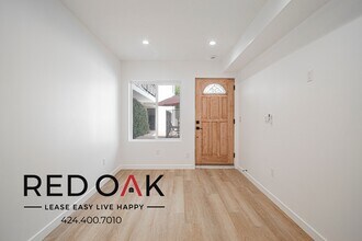 4737 Orion Ave in Los Angeles, CA - Building Photo - Building Photo