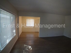 6624 Delta Ave-Unit -C in Long Beach, CA - Building Photo - Building Photo
