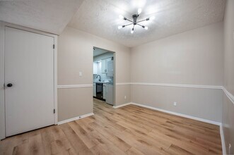 The Eclipse Apartment Homes in Indianapolis, IN - Building Photo - Building Photo