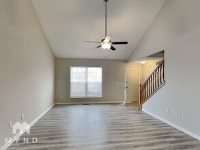 5819 Rothrock Ct in Galloway, OH - Building Photo - Building Photo