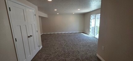 14313 Meadow Rose Dr in Herriman, UT - Building Photo - Building Photo