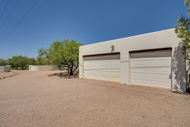 7 Calle Diaz in Tubac, AZ - Foto de edificio - Building Photo