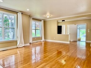 14 Park Pl Cir in West Hartford, CT - Building Photo - Building Photo