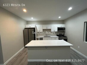 6323 Mesita Dr in San Diego, CA - Building Photo - Building Photo