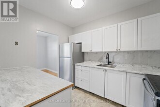 47 Munroe St in Cobourg, ON - Building Photo - Building Photo