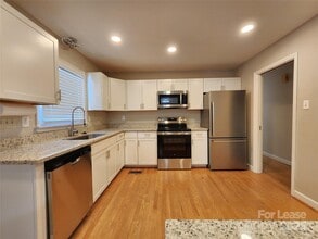 6618 Hartsell Pl in Charlotte, NC - Building Photo - Building Photo