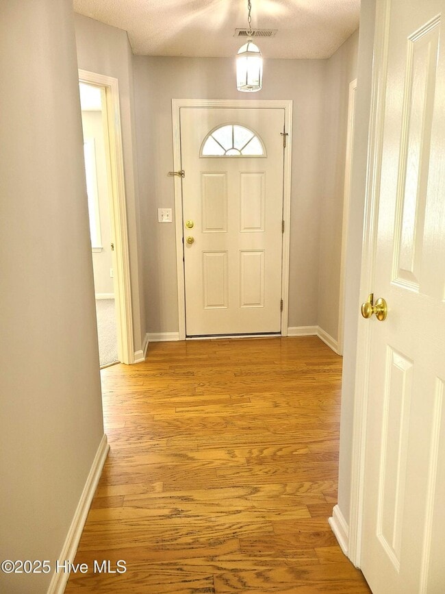 639 Lanvale Hills Cir in Leland, NC - Building Photo - Building Photo