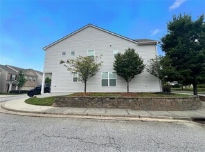 602 Lofty Ln in Atlanta, GA - Building Photo - Building Photo