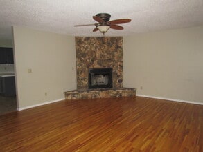 19700 Salem Rd in Waynesville, MO - Building Photo - Building Photo