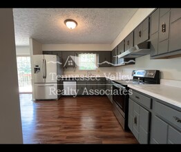 7629 Crestland Rd in Knoxville, TN - Building Photo - Building Photo