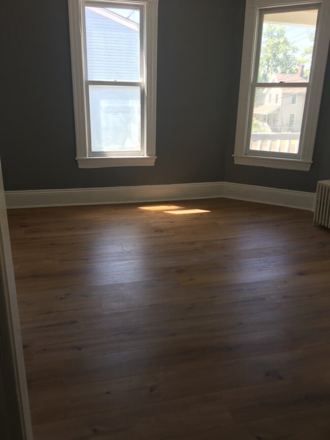 61 Henry Ave, Unit 61 Henry Ave. in Pittsfield, MA - Foto de edificio - Building Photo