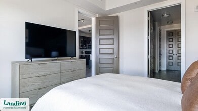 825 Usener St, Unit 649 in Houston, TX - Building Photo - Building Photo