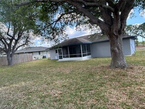 715 SW 13th Terrace in Cape Coral, FL - Building Photo - Building Photo