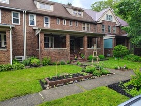 755 Napier Ave in Erie, PA - Building Photo