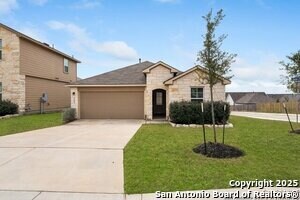 5604 Chase Falls in San Antonio, TX - Building Photo