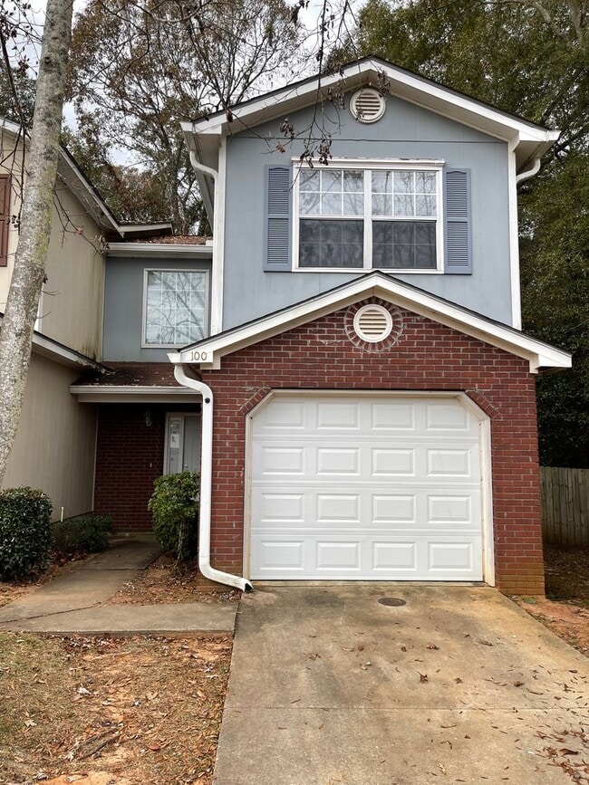 property at 100 Woodmere Dr