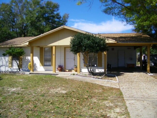 property at 12 Jonquil Ave NW