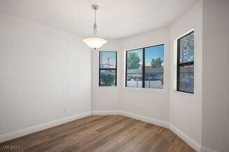 2712 Beaver Creek Ct in Las Vegas, NV - Building Photo - Building Photo