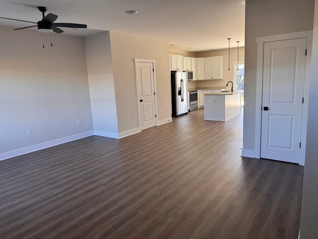 property at 13 Barnyard Cir