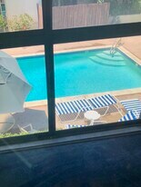 5650 Sumner Way, Unit Apartment for rent in Culver City, CA - Building Photo