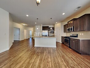 449 Brookgreen Dr in Moncks Corner, SC - Building Photo - Building Photo