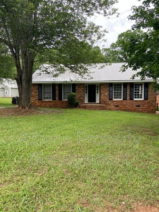 117 Jockey Club Dr in Athens, GA - Building Photo