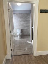 30 Prospect St, Unit apt 1 in Waterville, ME - Foto de edificio - Building Photo