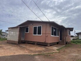 91-743-743 Papipi Rd in Ewa Beach, HI - Building Photo