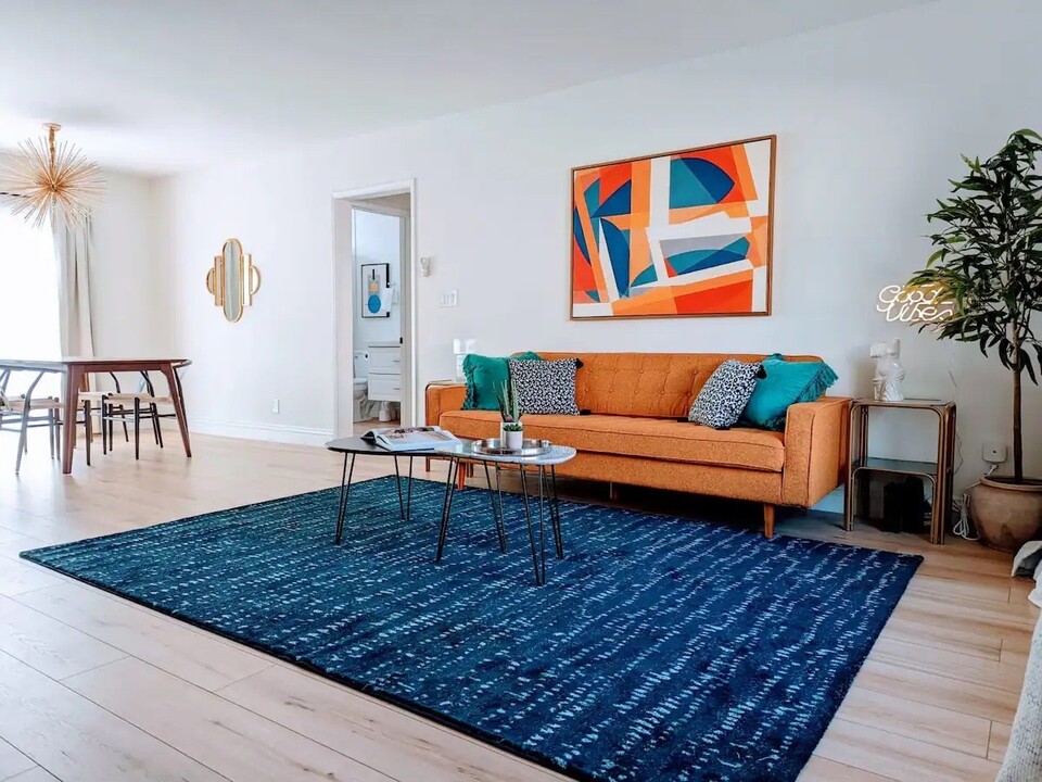 8645 Hervey St, Unit 3 in Los Angeles, CA - Building Photo